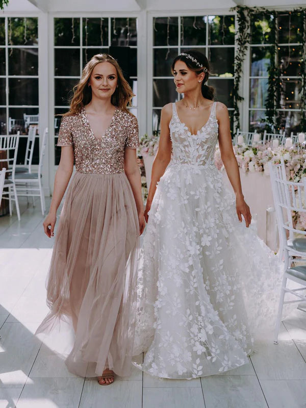 Luolandi 3D Floral Lace Ball Gown Wedding Gown V Neck Floor Length Wedding Dress Elegant